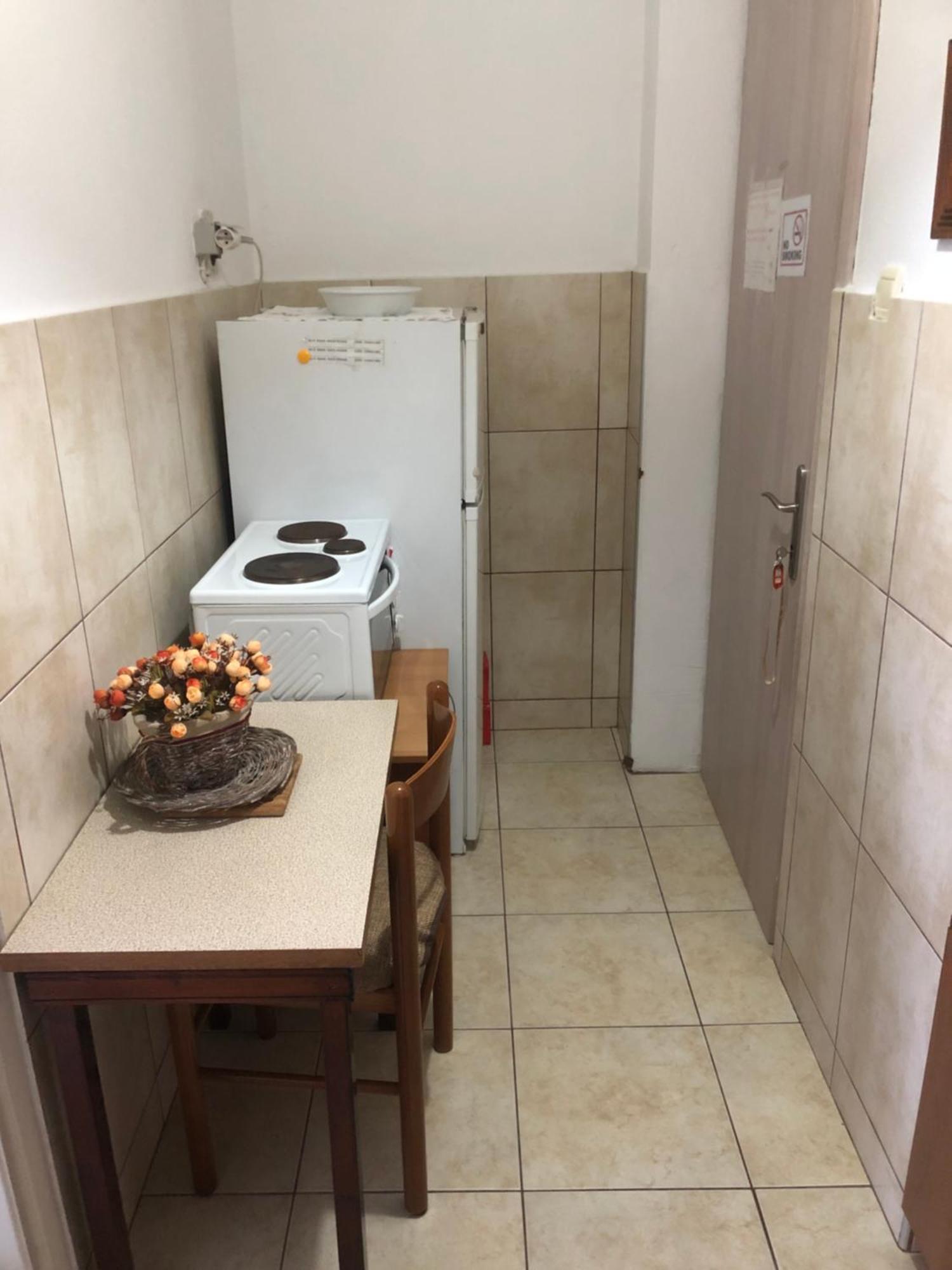 Nikos Rooms เนอาเปรามอส ภายนอก รูปภาพ
