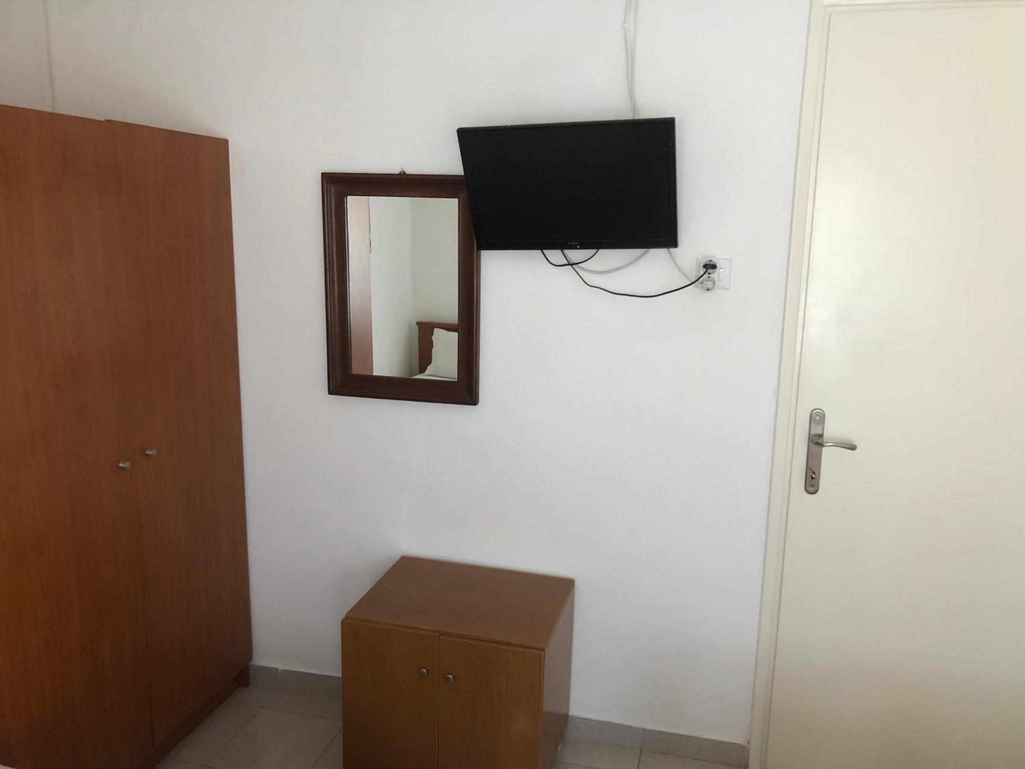 Nikos Rooms เนอาเปรามอส ภายนอก รูปภาพ